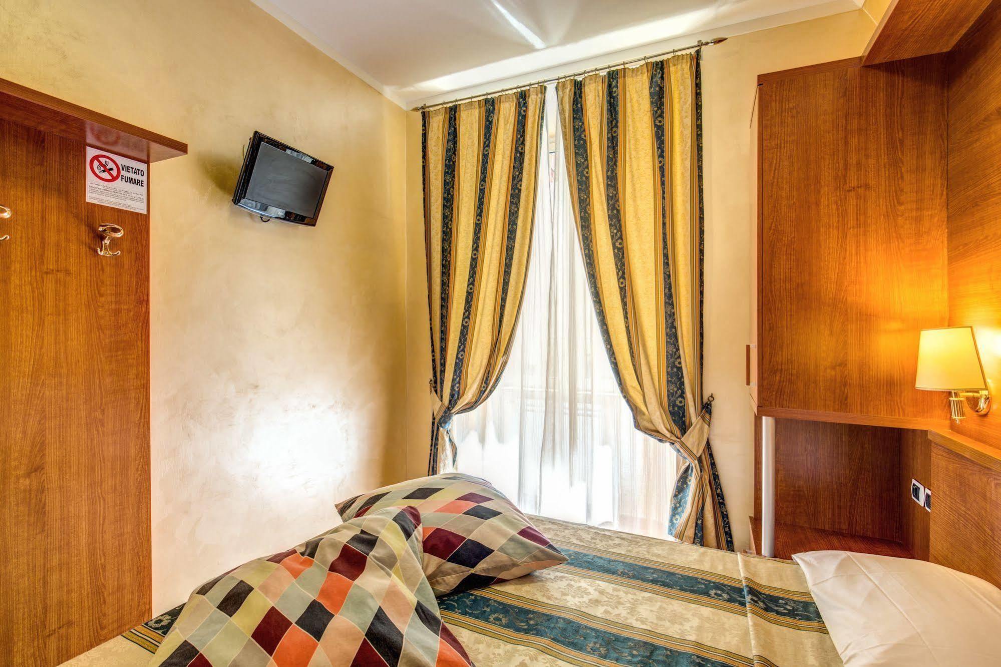 Hotel Maryelen Roma Eksteriør bilde