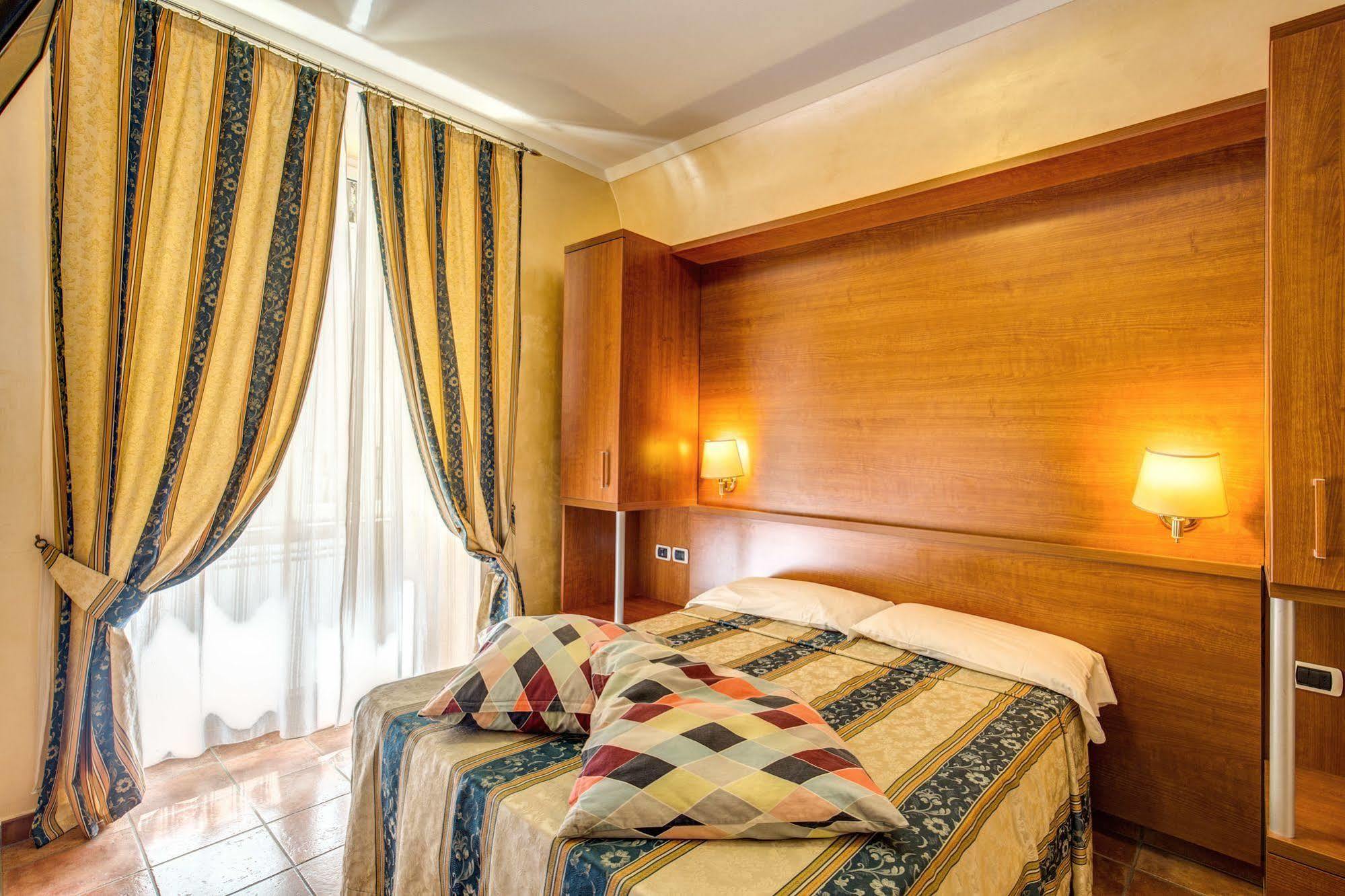 Hotel Maryelen Roma Eksteriør bilde