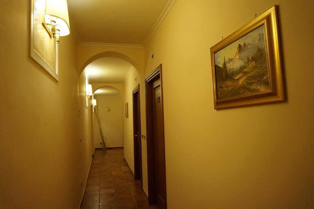 Hotel Maryelen Roma Eksteriør bilde